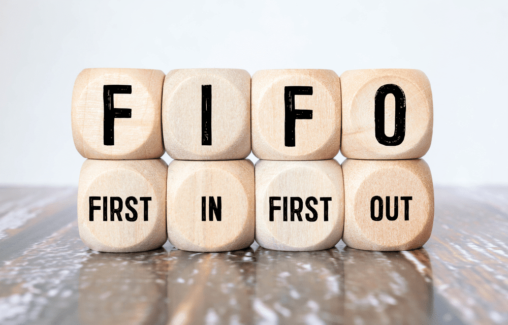 Blocks-spelling-fifo-first-in-first-out